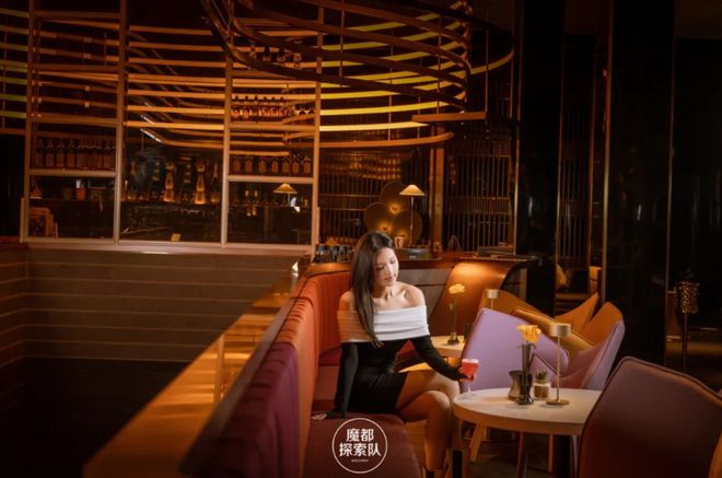 酒吧焕新归来跃升魔都新地标！开元棋牌网站外滩超人气露台(图8)